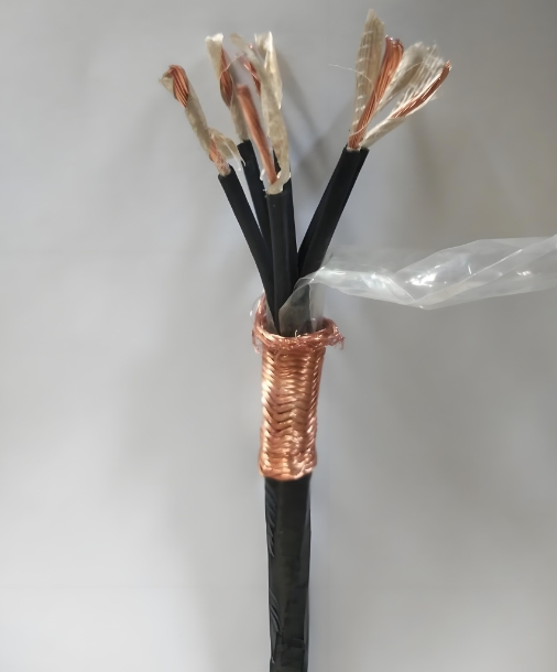 金聯(lián)宇電纜分析電纜護套越厚質(zhì)量就越好嗎？其實不然！.jpg